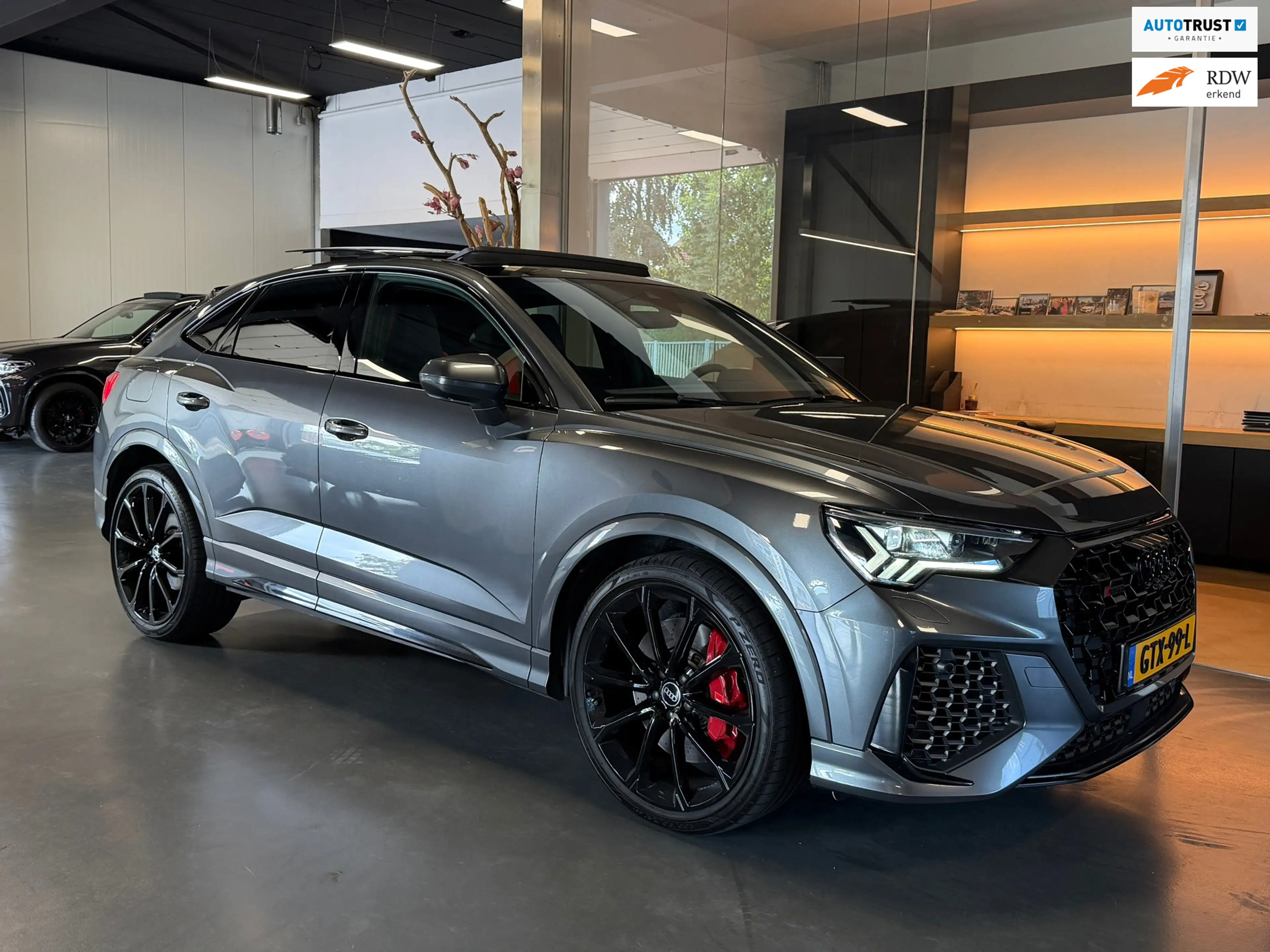 Audi RS Q3 Sportback TFSI RSQ3 Pano RS-seats 360Cam. VOL Memo