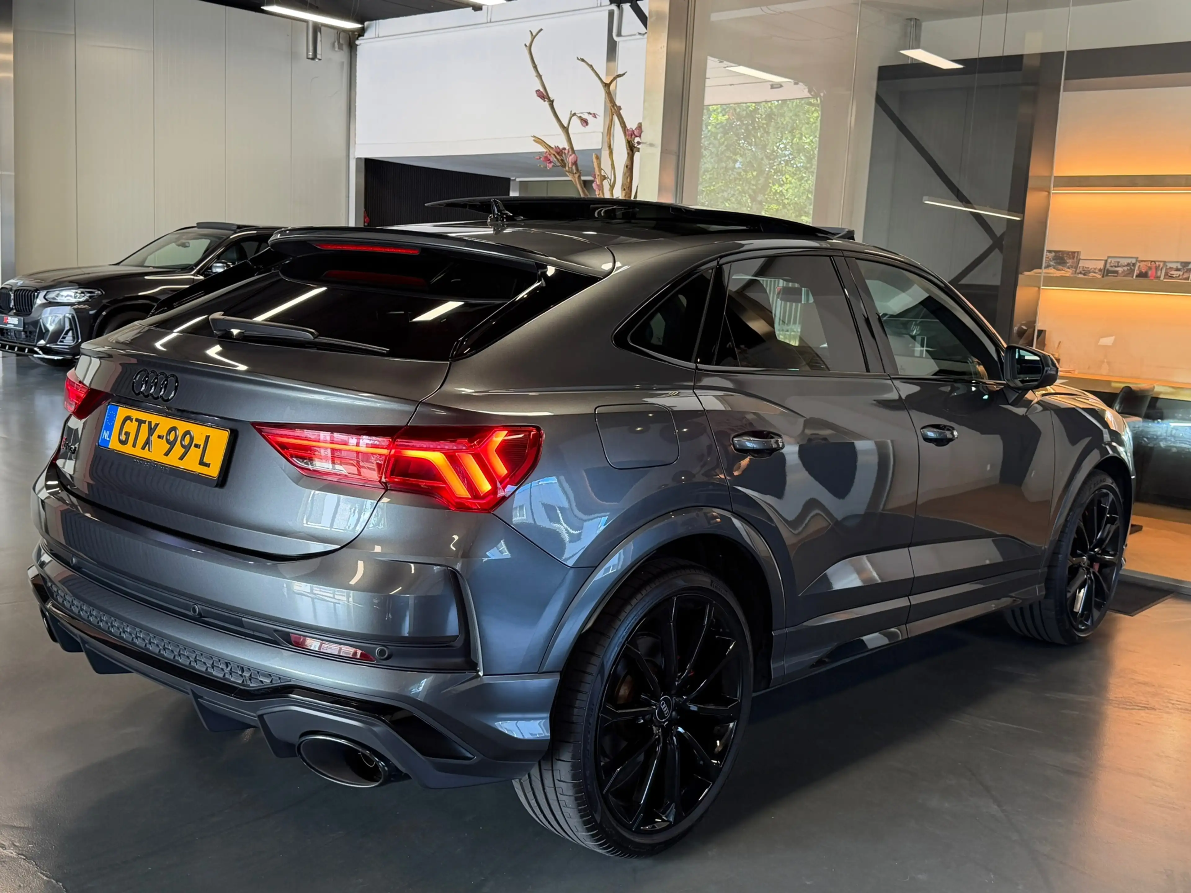 Audi RS Q3 Sportback TFSI RSQ3 Pano RS-seats 360Cam. VOL Memo — photo 11