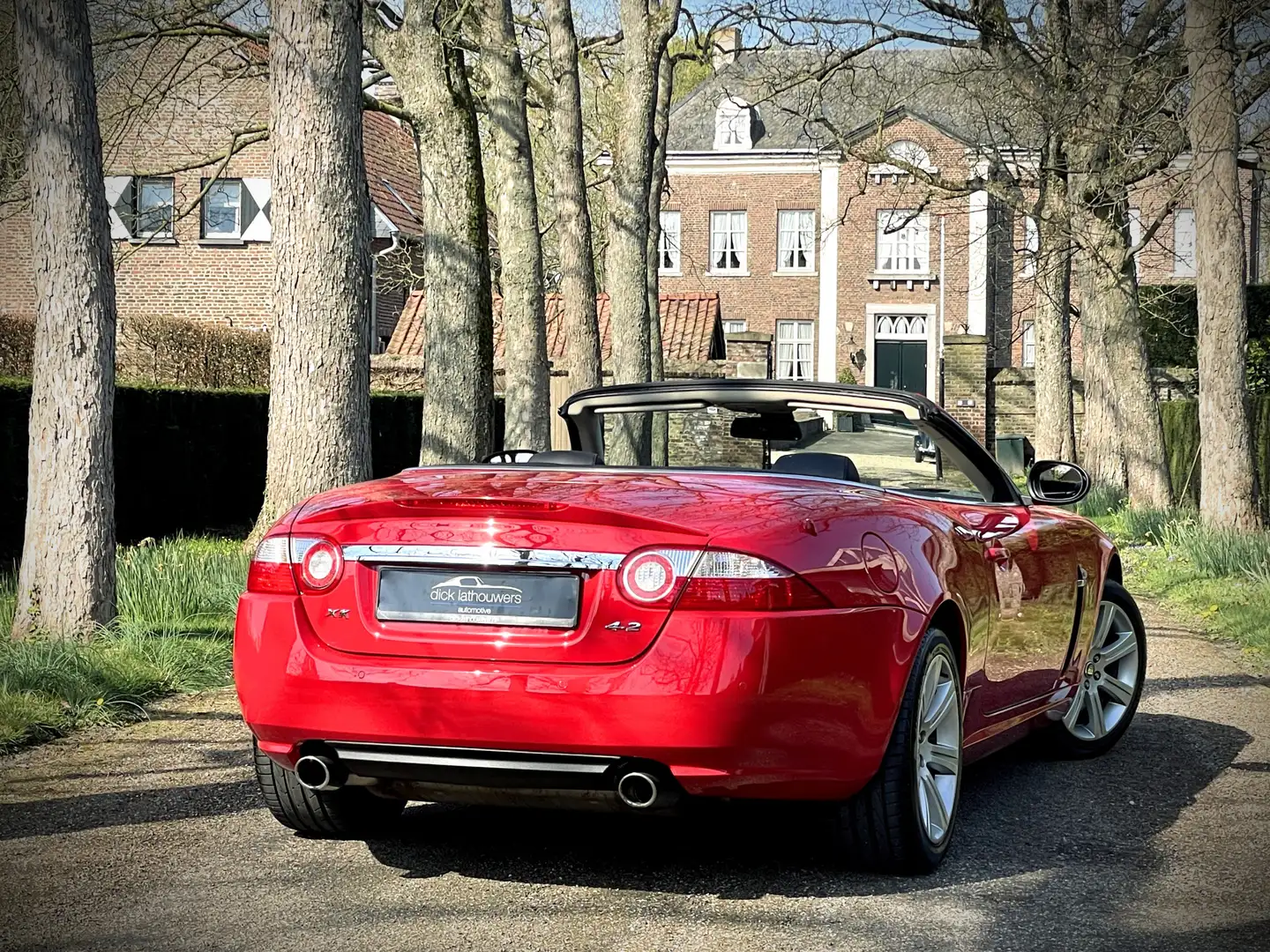 Jaguar XK 4.2 V8 Convertible / 1 OWNER / SALSA RED / XK SPEC Rot - 2