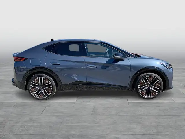 Cupra Tavascan view 6