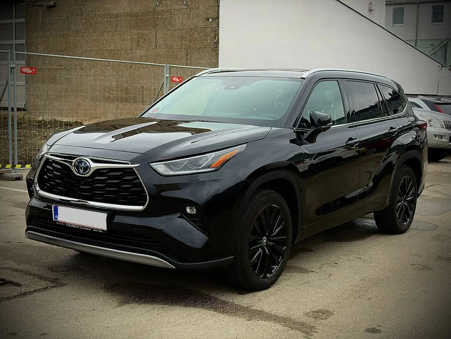 Toyota Highlander 2,5 Hybrid VIP AWD - 2