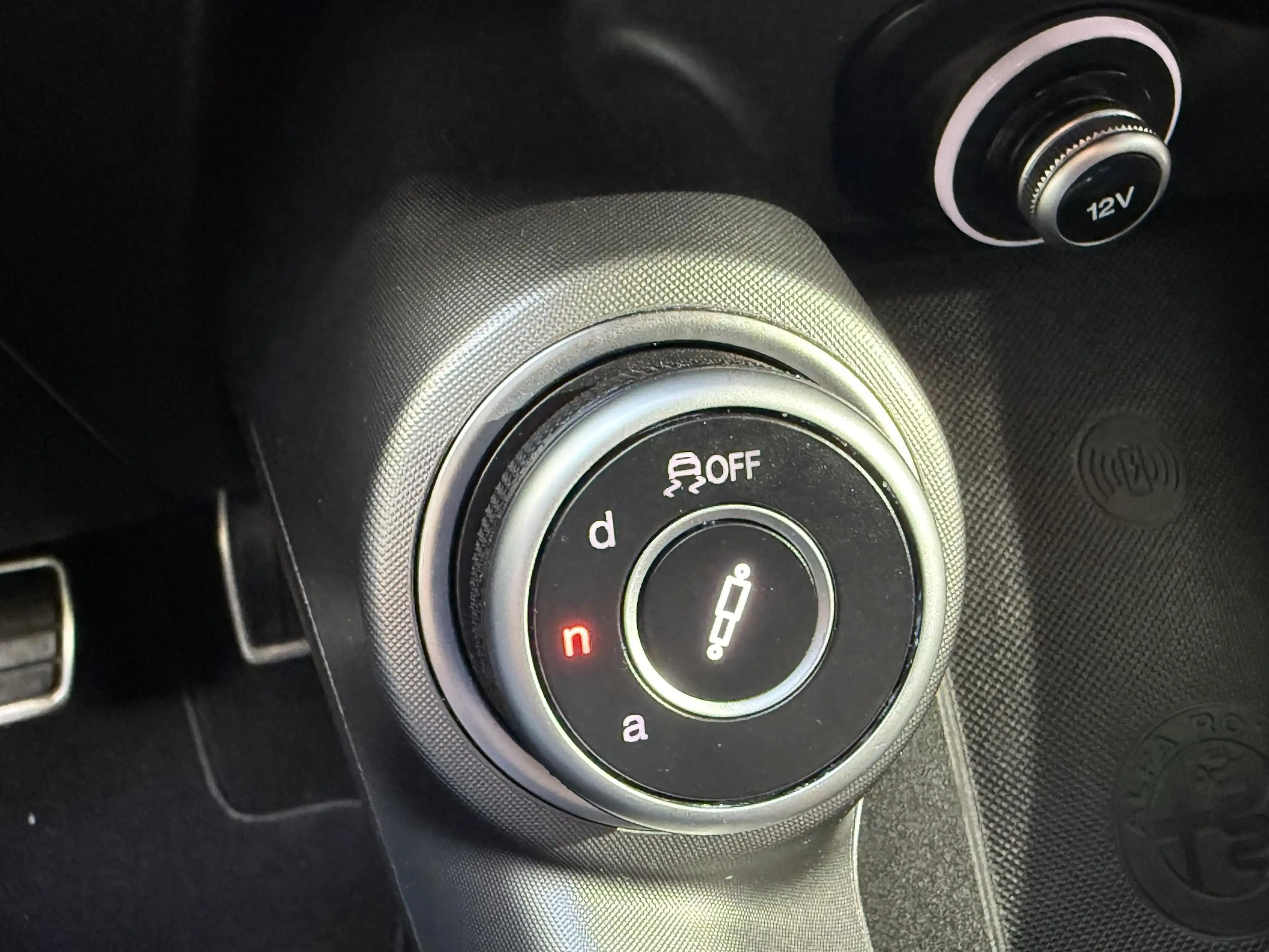 Alfa Romeo Tonale 1.3 Ibrida Plug-In Q4 Veloce | SOH 97,25% | Leer | — photo 33