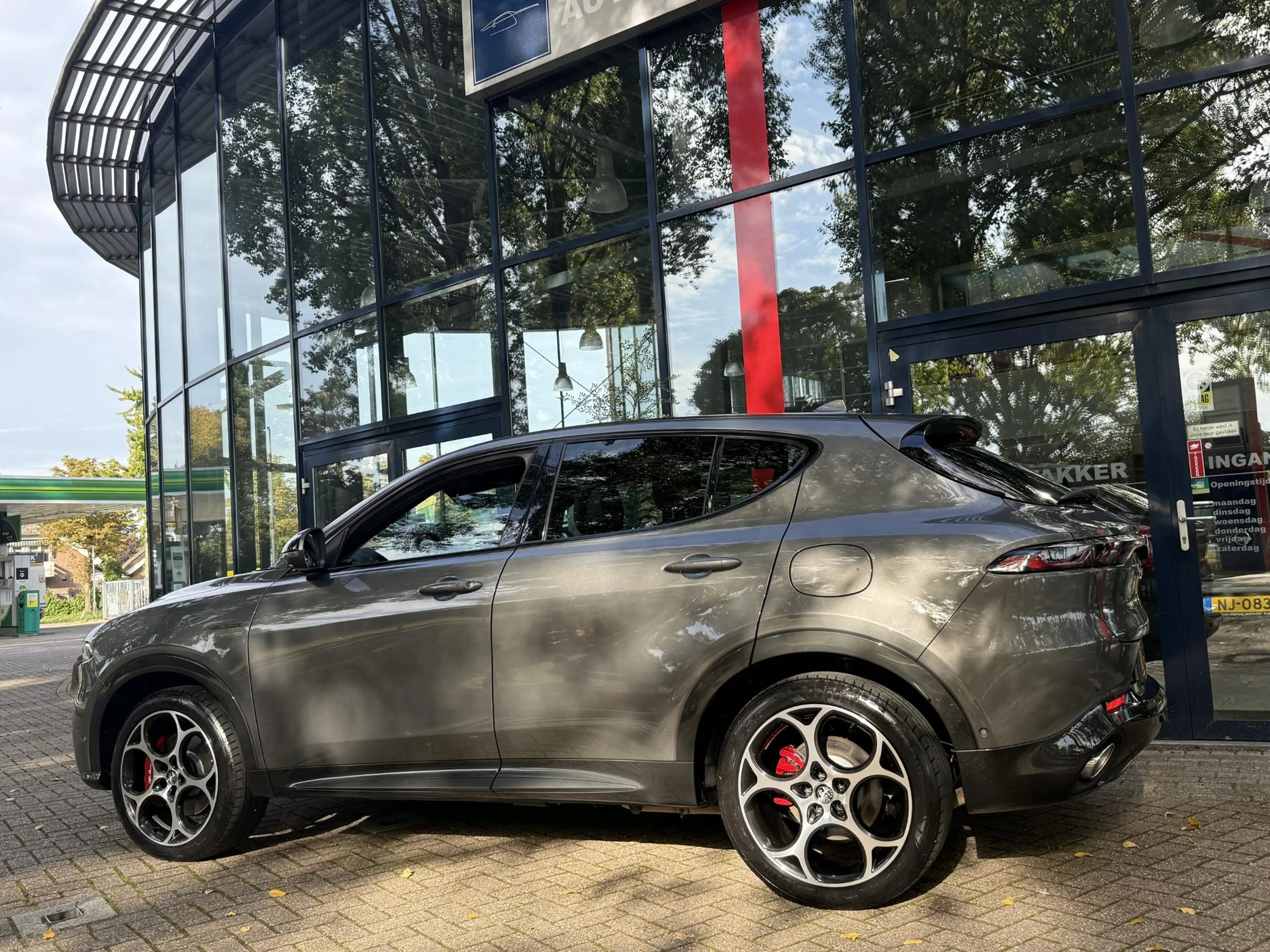Alfa Romeo Tonale 1.3 Ibrida Plug-In Q4 Veloce | SOH 97,25% | Leer | — photo 5