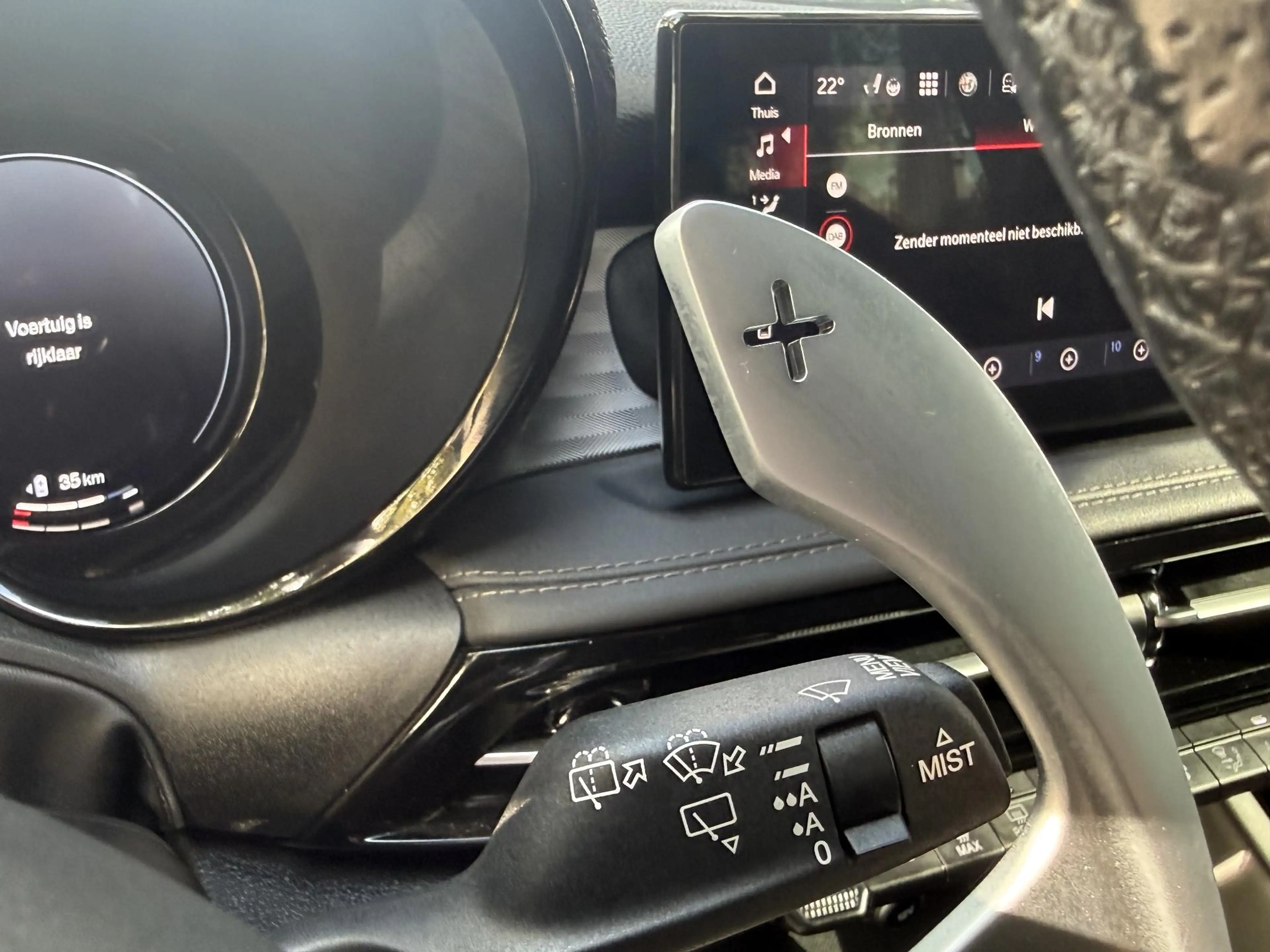Alfa Romeo Tonale 1.3 Ibrida Plug-In Q4 Veloce | SOH 97,25% | Leer | — photo 26