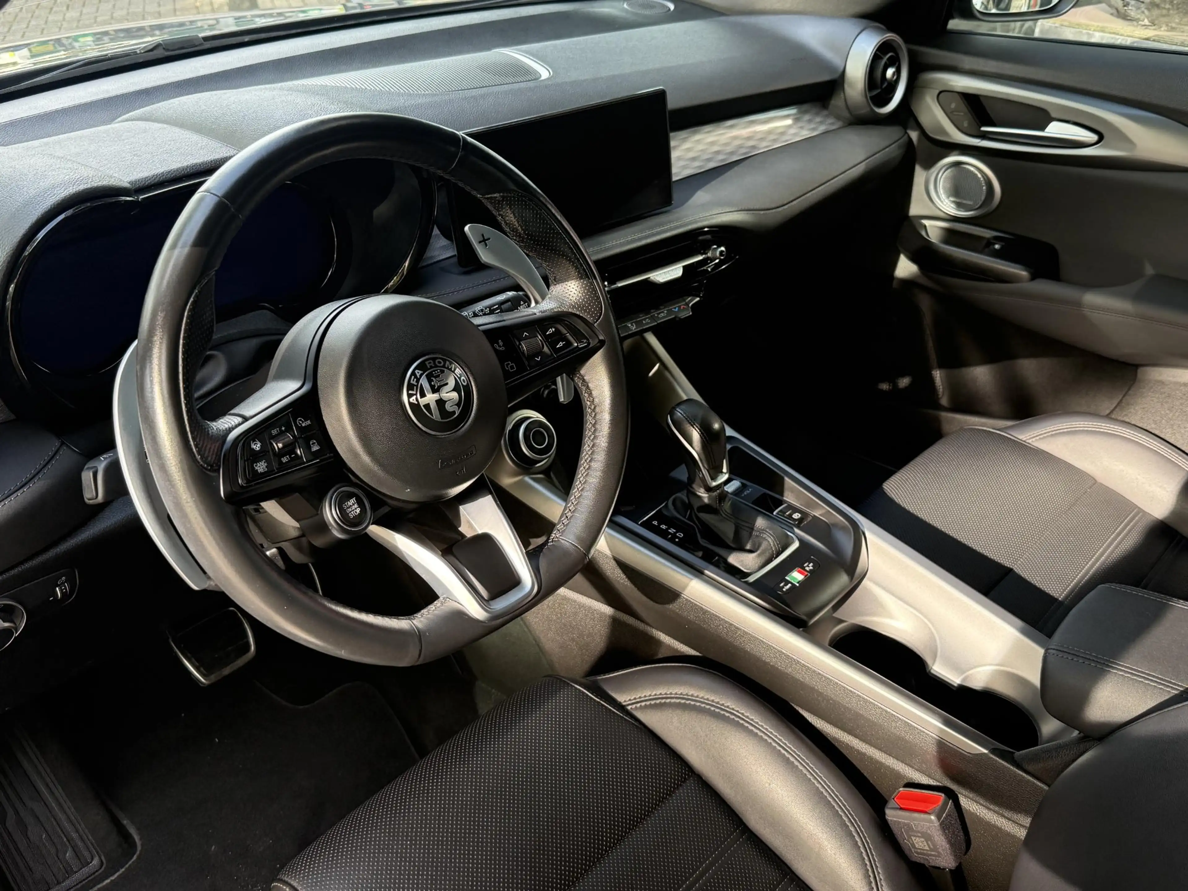 Alfa Romeo Tonale 1.3 Ibrida Plug-In Q4 Veloce | SOH 97,25% | Leer | — photo 16