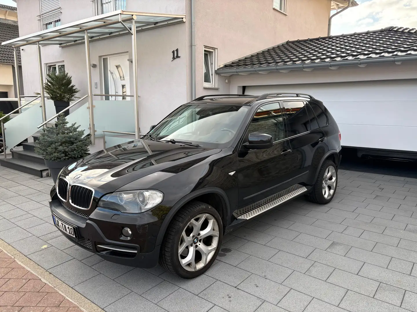 BMW X5 3.0d Schwarz - 1