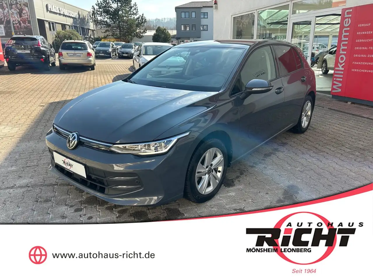 Volkswagen Golf 1.5 eTSI Life App SHZ ACC PDC — миниатюра 1