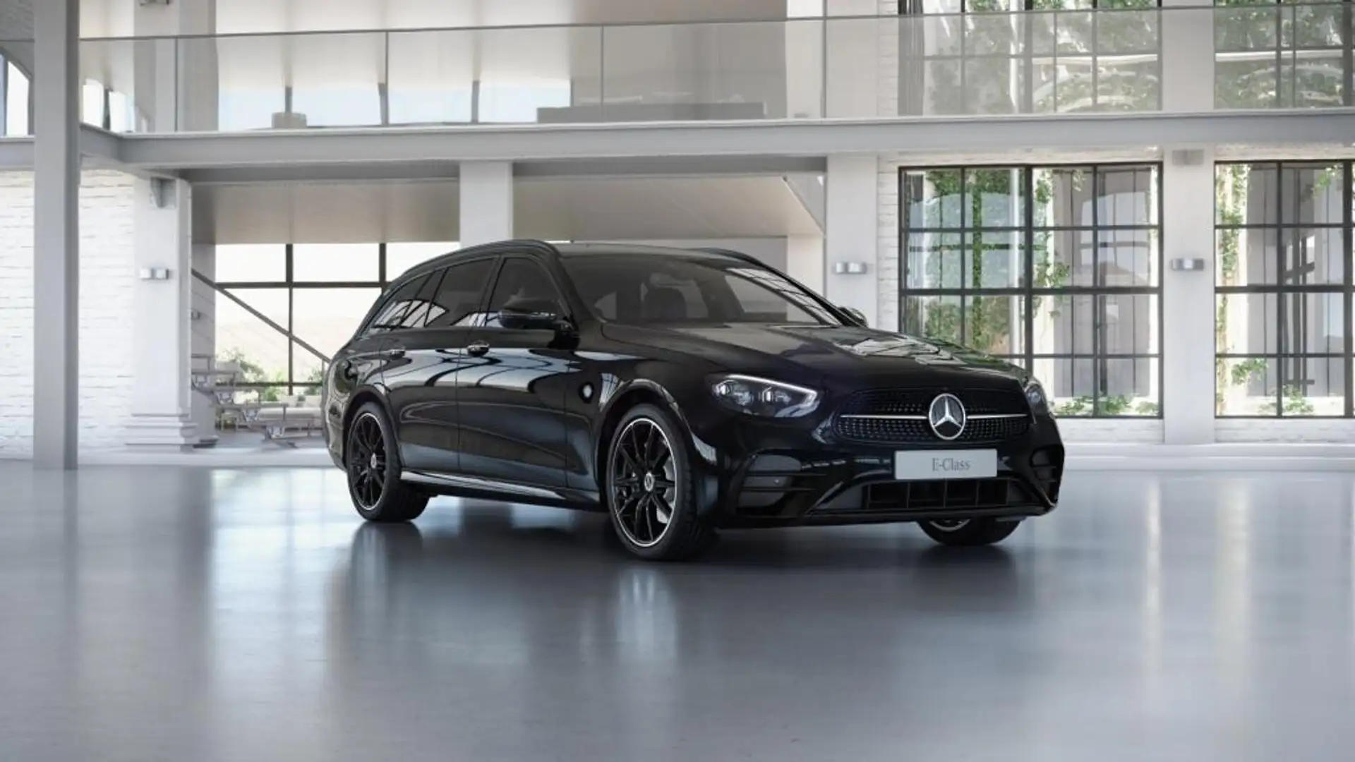 Mercedes-Benz E 220 d T AMG Night Edition+Navi+AHK+Distronic+ Noir - 2
