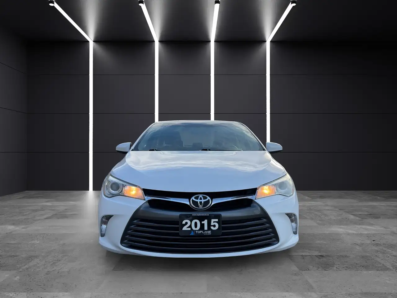 Toyota Camry снимка Toyota Camry