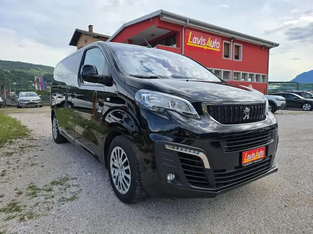 Peugeot Traveller BlueHDi 150 S&S Standard