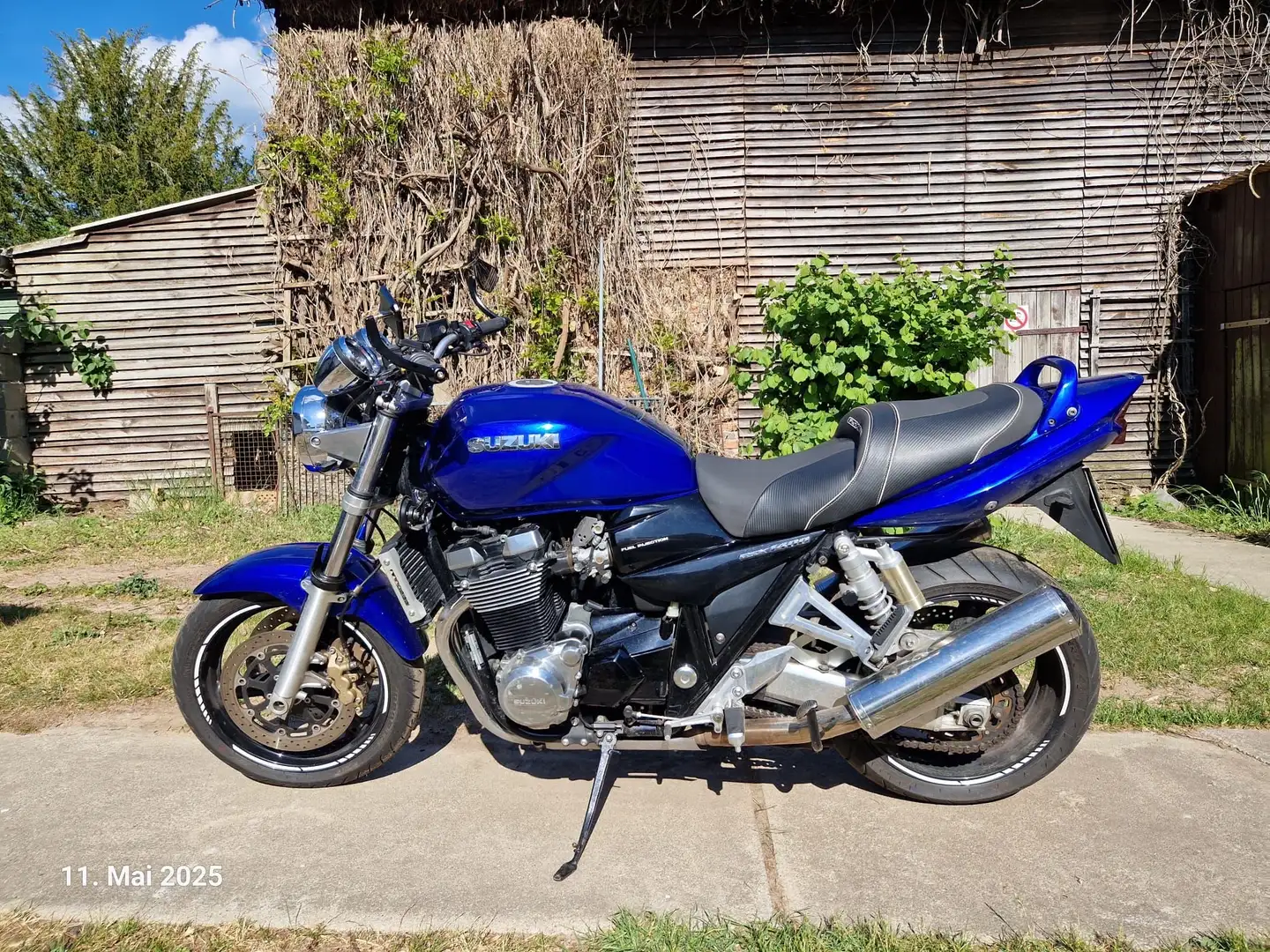 Suzuki GSX 1400 Naked Bike - 1