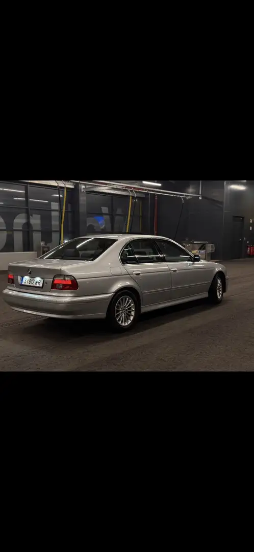 BMW 530 Österreich-Paket - 1