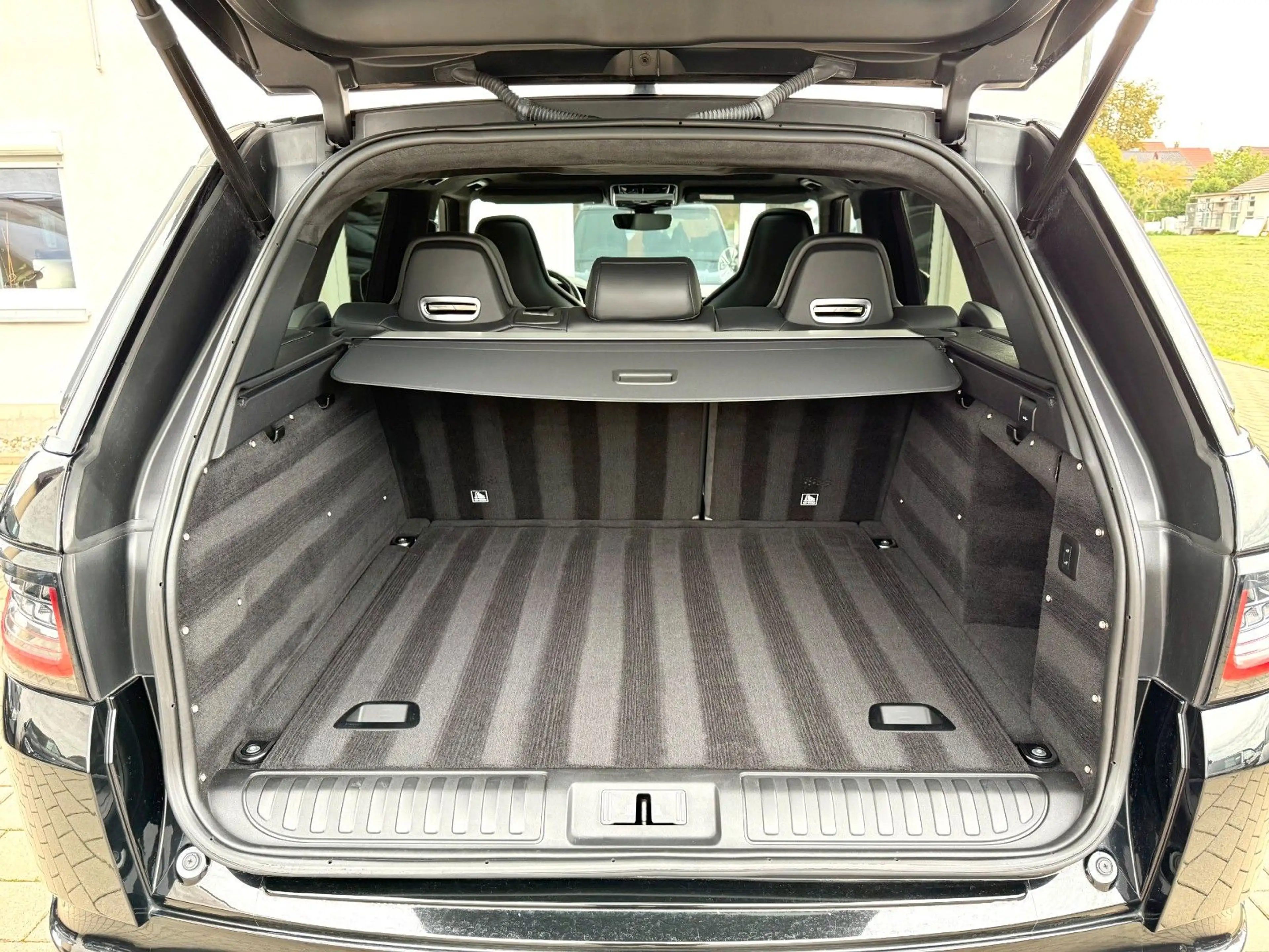 Land Rover Range Rover Sport *SVR*PANO*360°CARBON*KLAPPEN* — photo 25