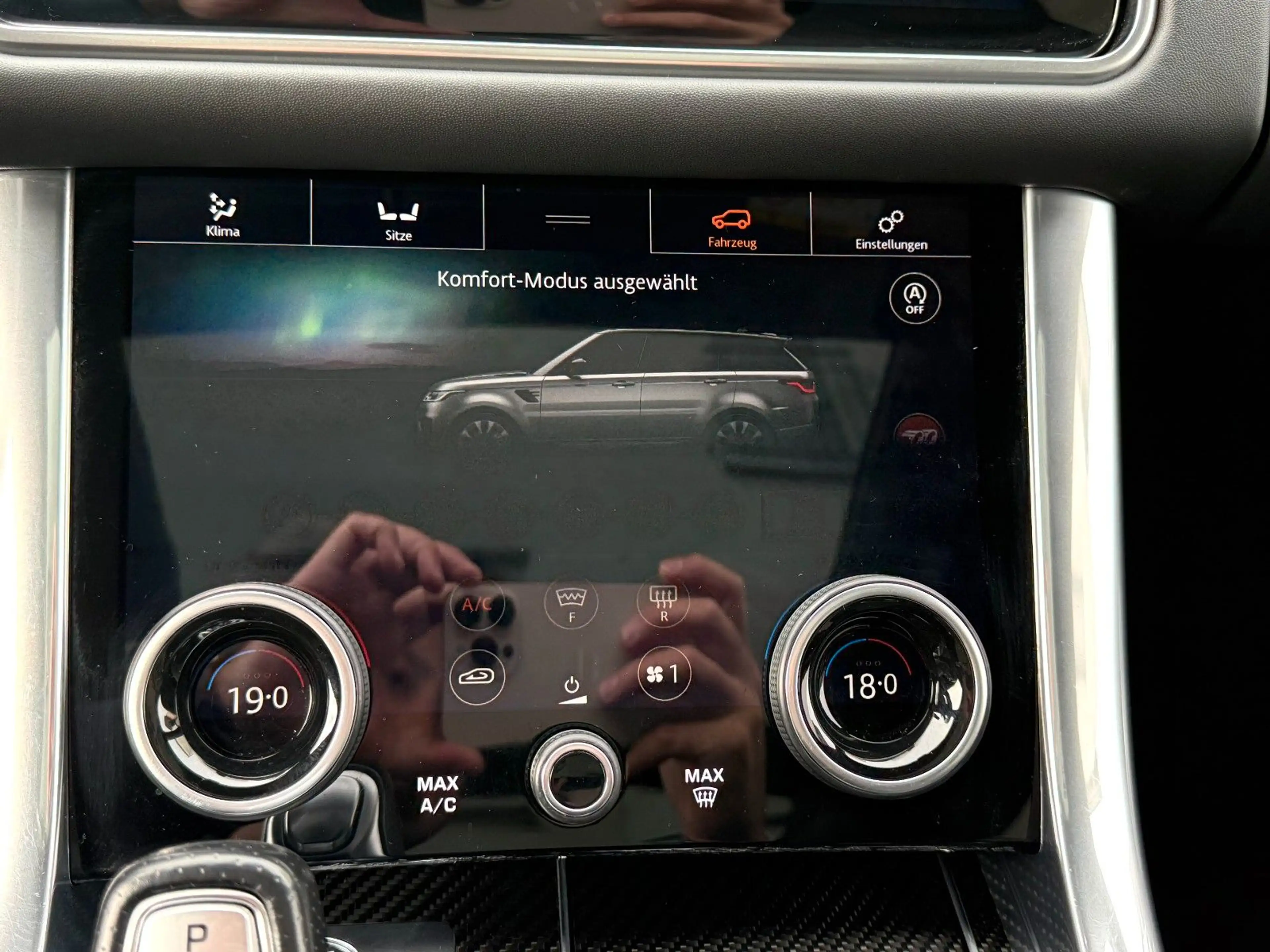 Land Rover Range Rover Sport *SVR*PANO*360°CARBON*KLAPPEN* — photo 20