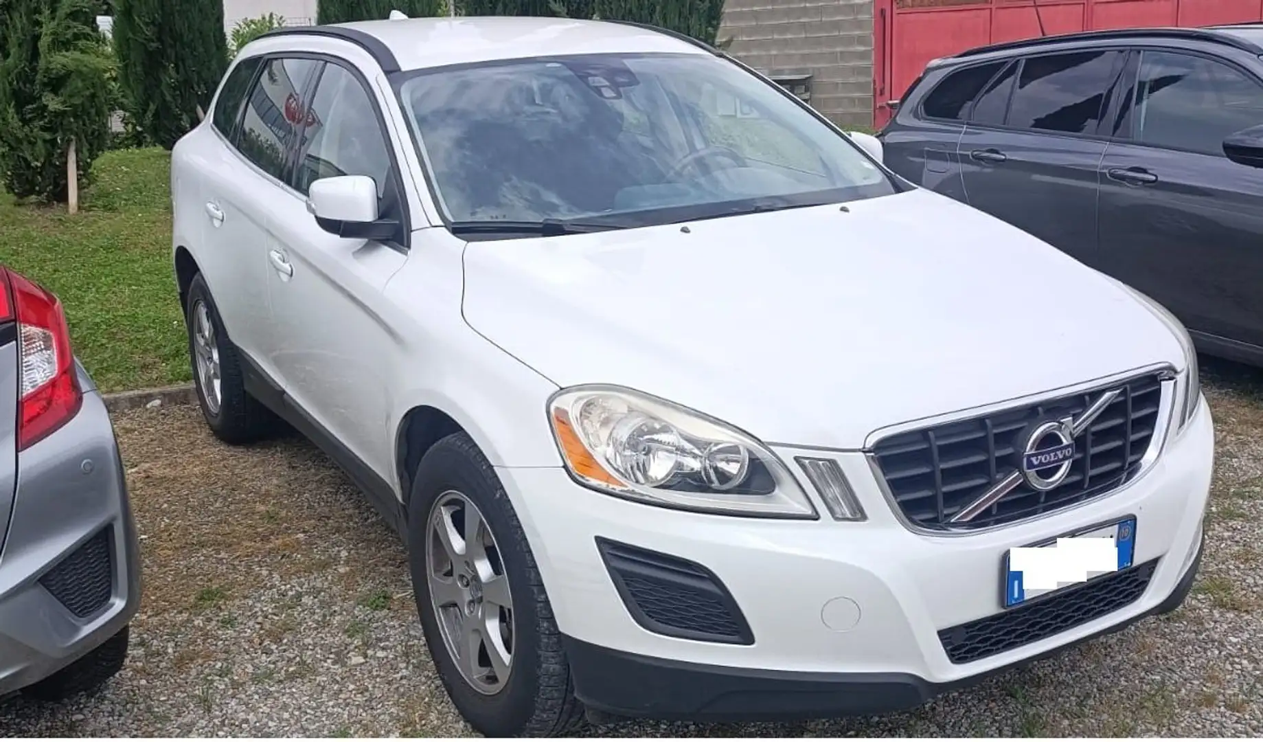 Volvo XC60 XC60 I 2008 2.0 d4 (d3) Kinetic geartronic Blanc - 2