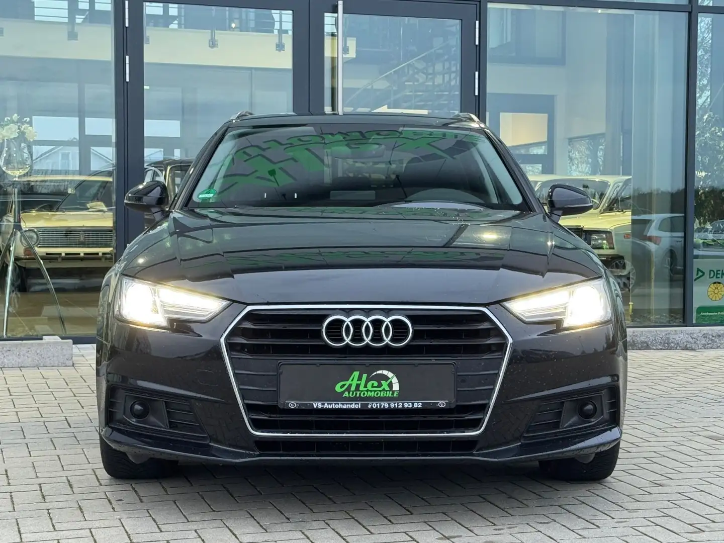 Audi A4 2.0 TDI Avant basis S-Tronic ACC Export Schwarz - 2