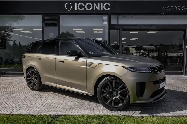 Land Rover Range Rover Sport main image