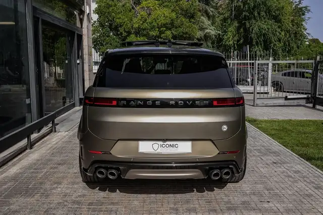 Land Rover Range Rover Sport view 12