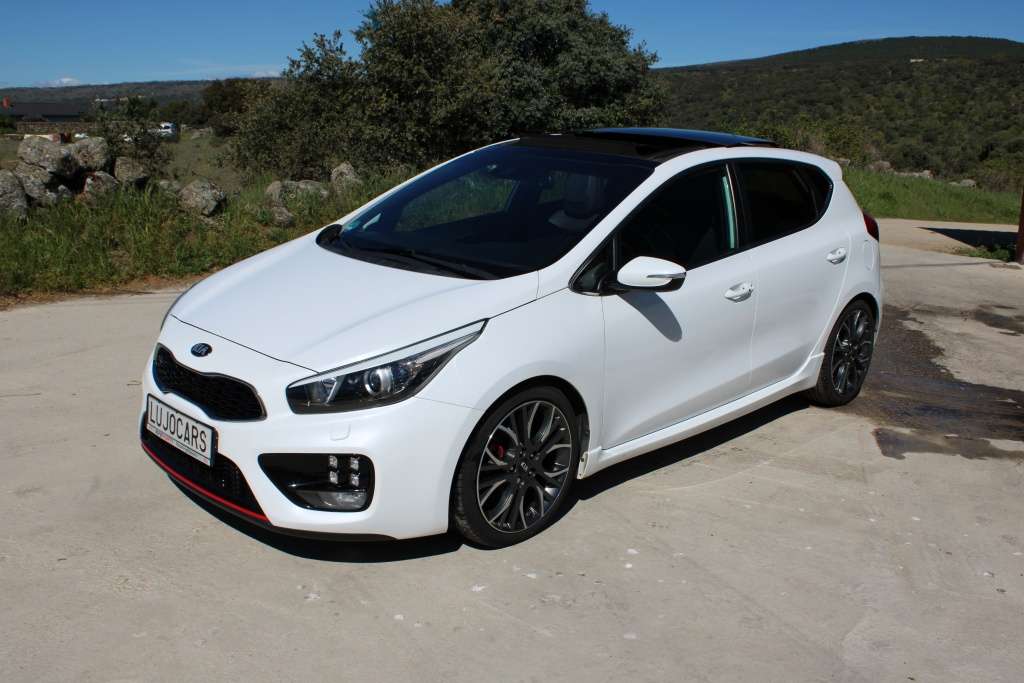 Kia Ceed / cee'd Pro_Cee´d 1.6 T-GDI GT 204 - foto 1