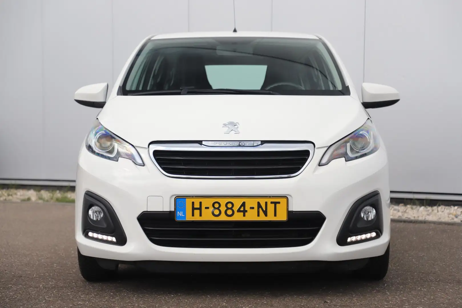 Peugeot 108 1.0 e-VTi Active Airco Radio Bluetooth Elektrische Wit - 2