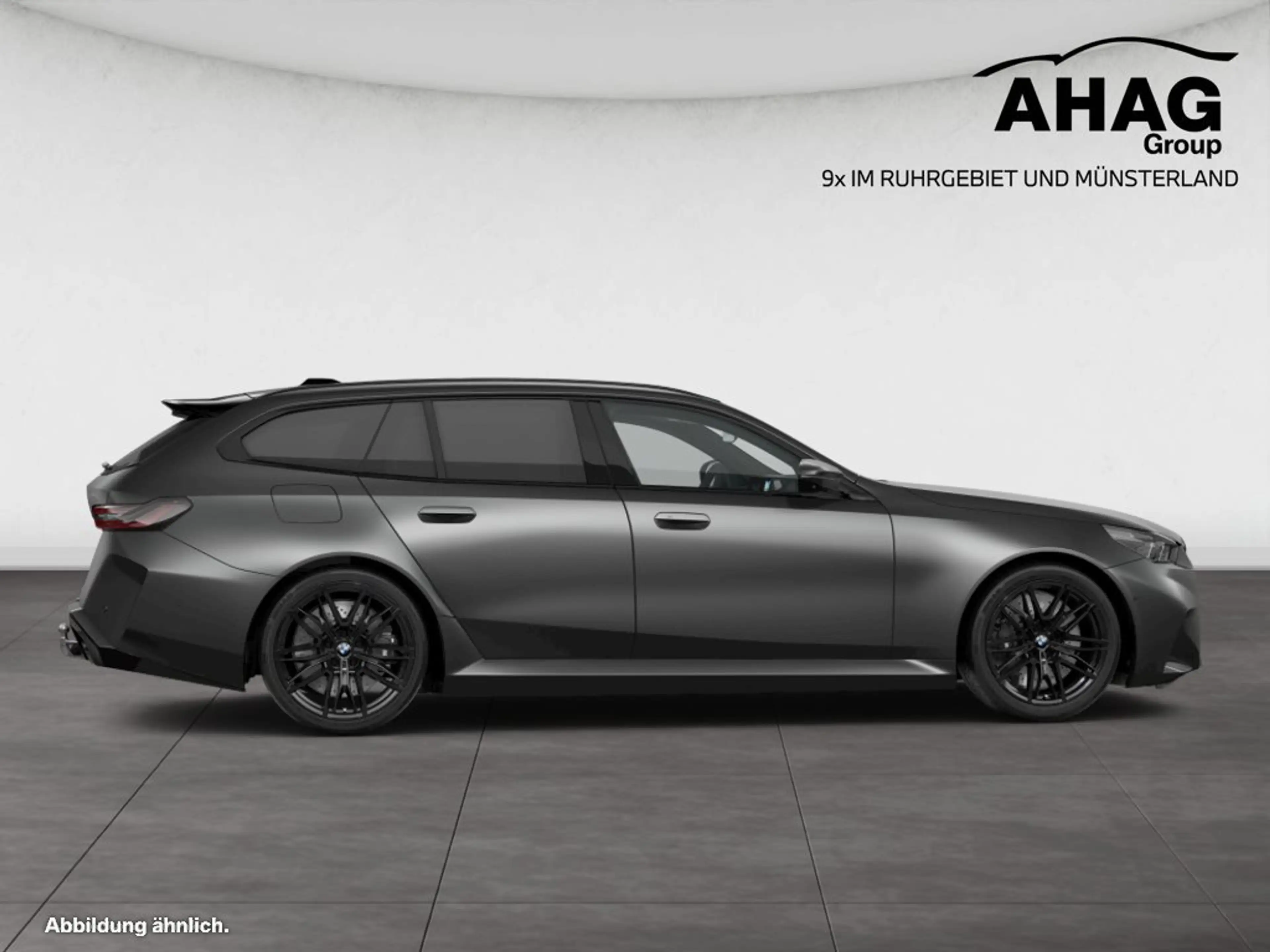 BMW M5 Touring — photo 8