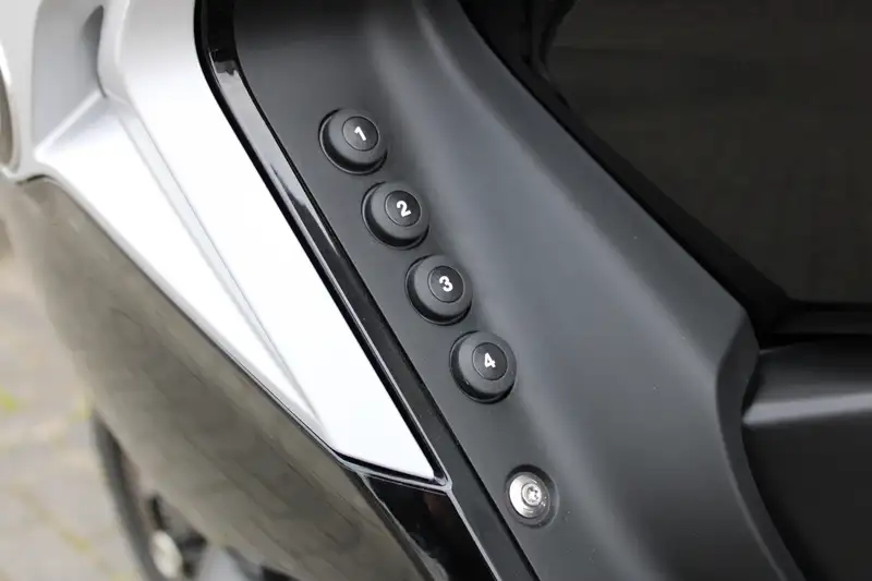 BMW K 1600 GT - foto 6