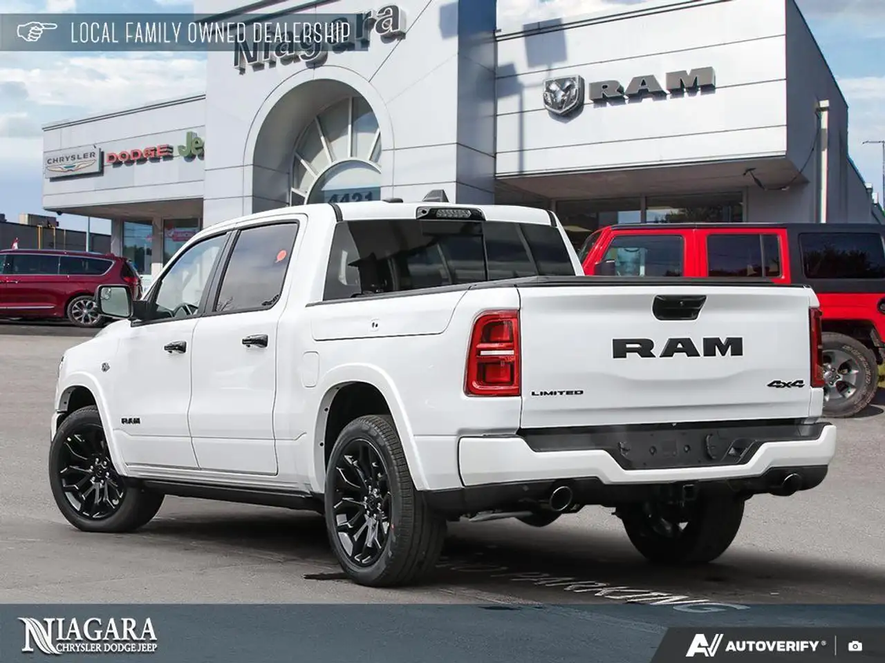 RAM 1500 снимка RAM 1500