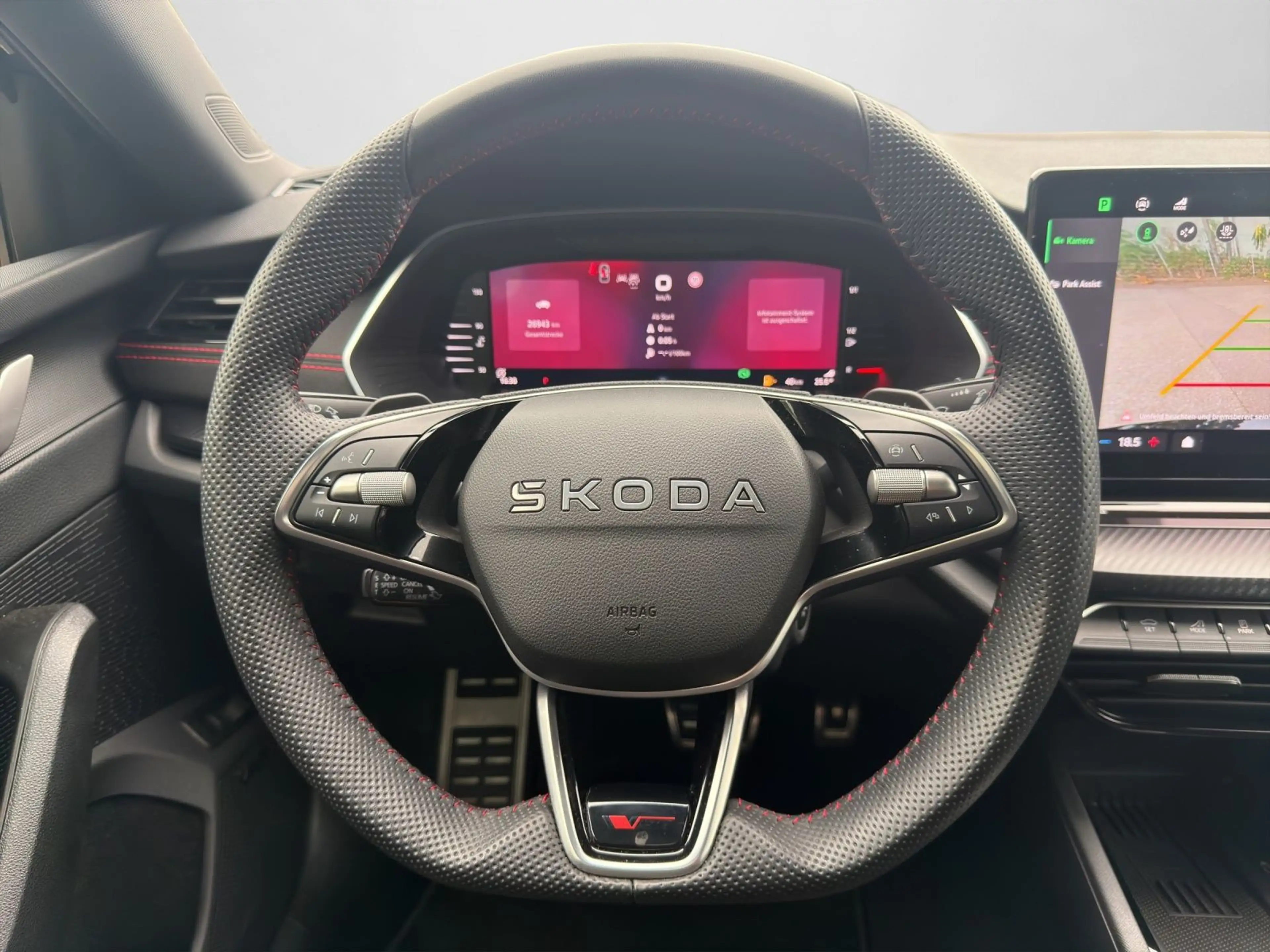 Skoda Octavia IV Combi RS 2.0 TSI PANO CANTON AHK HUD — photo 9