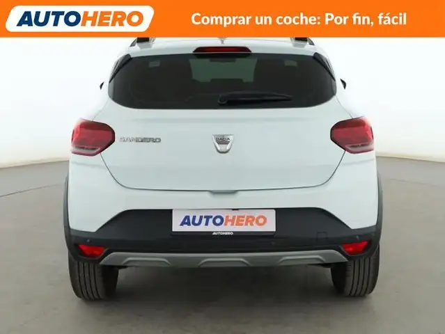 Dacia Sandero view 5