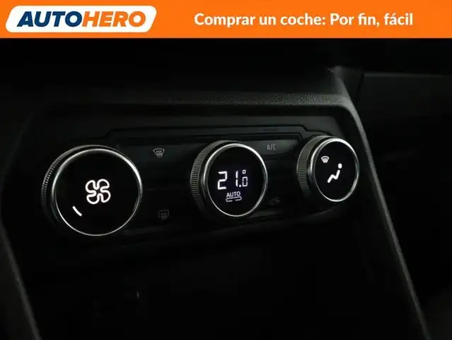Dacia Sandero view 25