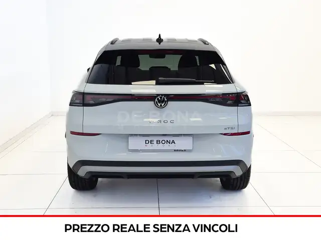 Volkswagen T-Roc view 5