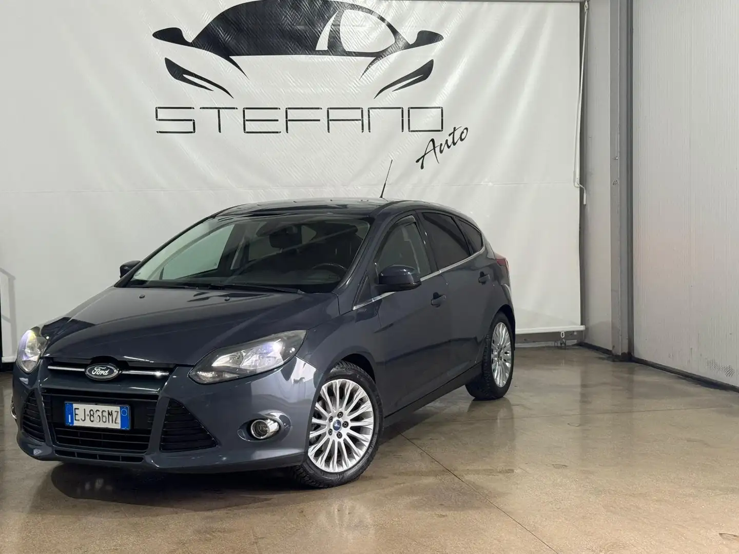 Ford Focus Focus III 2011 5p 1.6 tdci Titanium 115cv Blu/Azzurro - 1