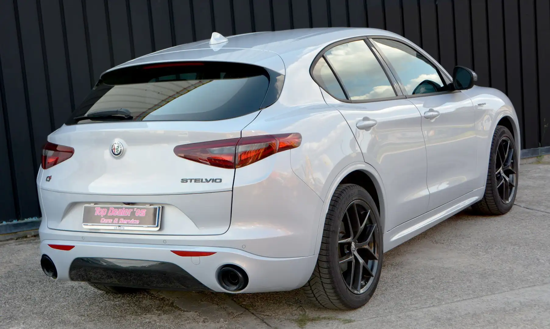 Alfa Romeo Stelvio 2.2 Q4 VELOCE 210cv auto BIANCO LUNARE Bianco - 1