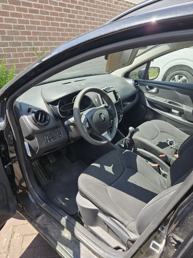 Renault Clio 1.5 dCi Expression Zwart - 1