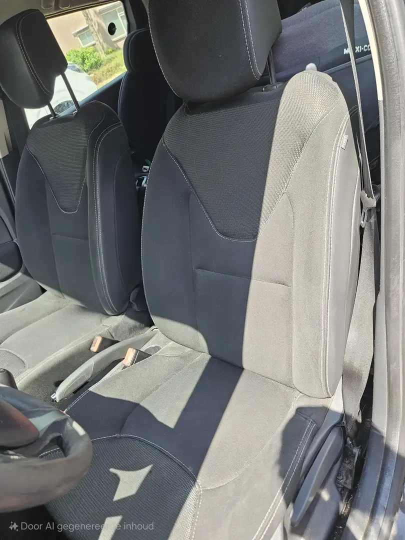 Renault Clio 1.5 dCi Expression Zwart - 2