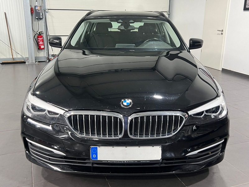 BMW 520 d Touring Automatik **Navi*Kamera*Temp*SHZ** — photo 10