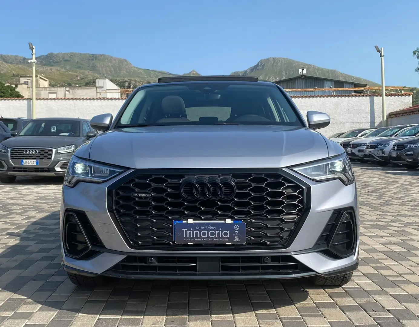Audi Q3 SPB Business Plus 2.0 TDI 190CV quattro s-tronic Argent - 2