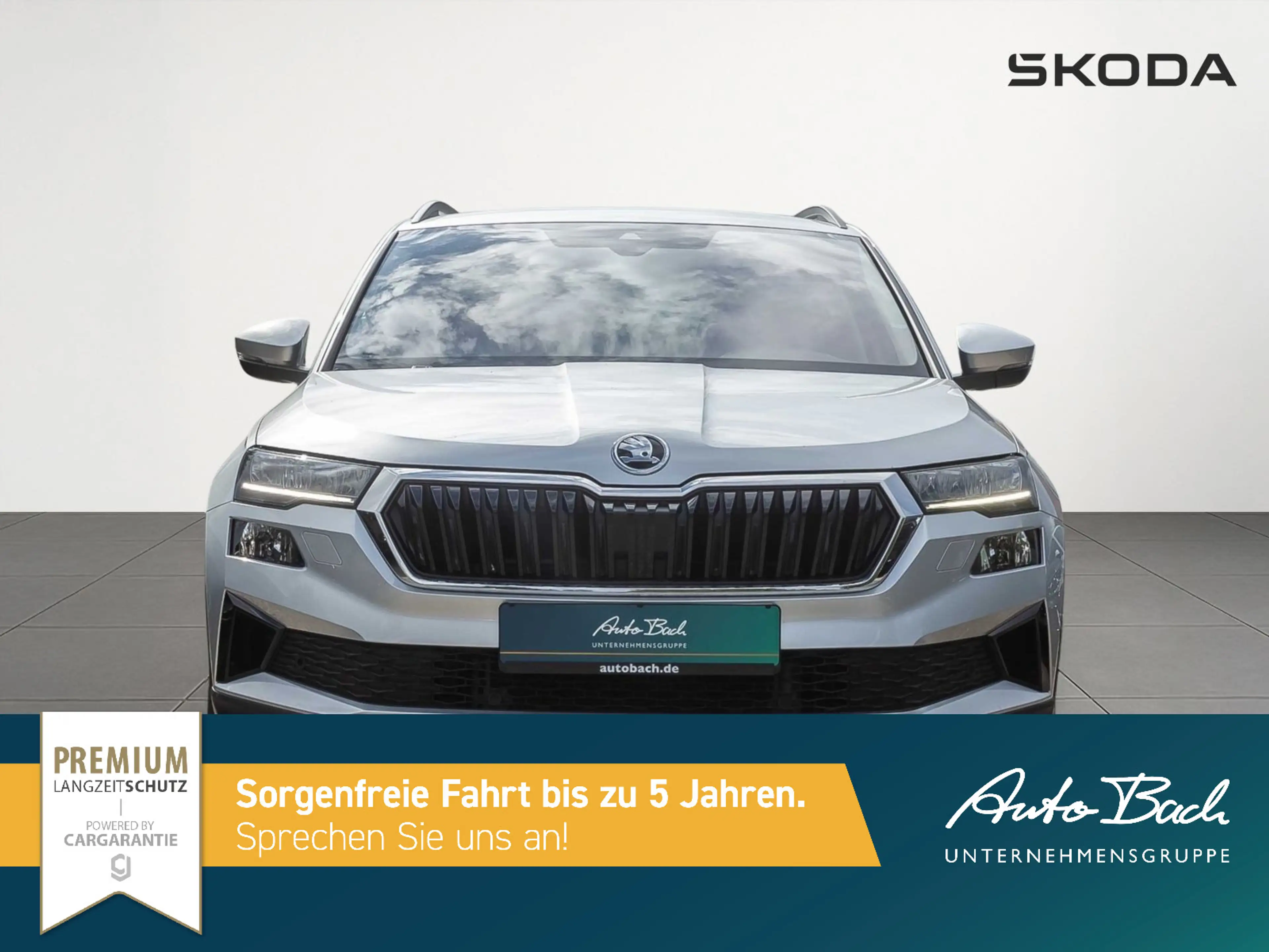 Skoda Karoq Tour 1.5TSI ACC Navi EPH LED CarPlay — photo 2