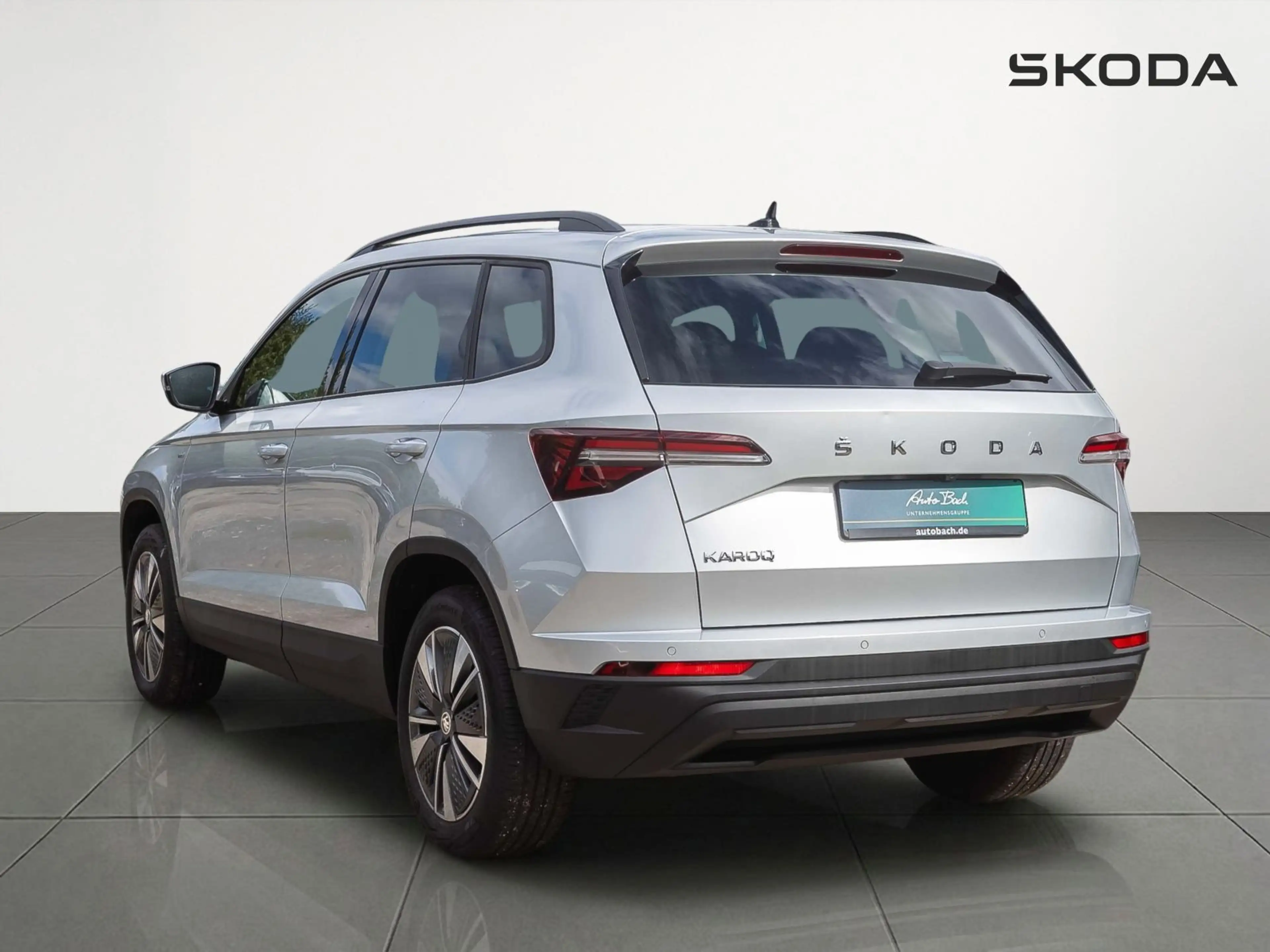 Skoda Karoq Tour 1.5TSI ACC Navi EPH LED CarPlay — photo 7