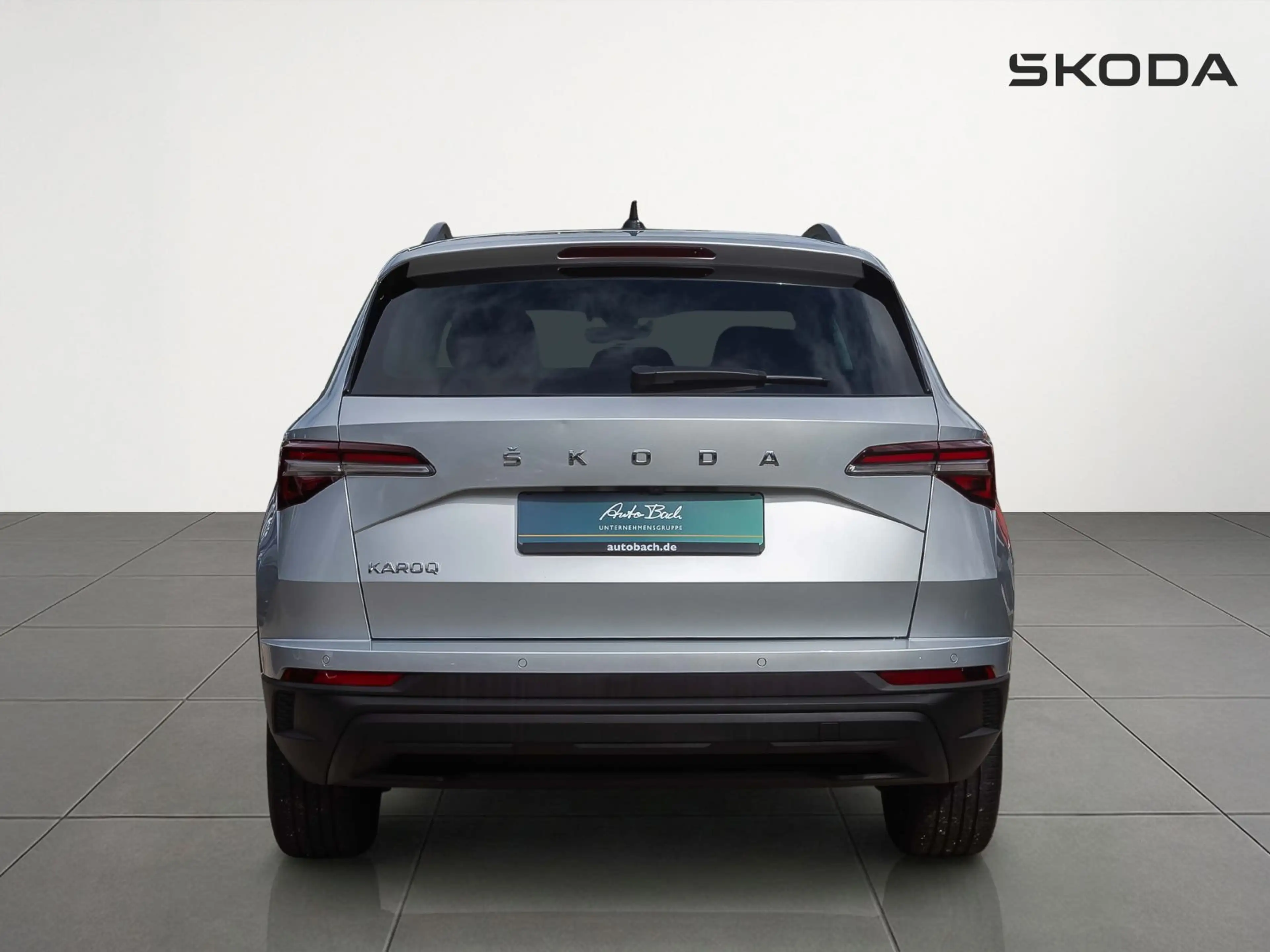 Skoda Karoq Tour 1.5TSI ACC Navi EPH LED CarPlay — photo 6