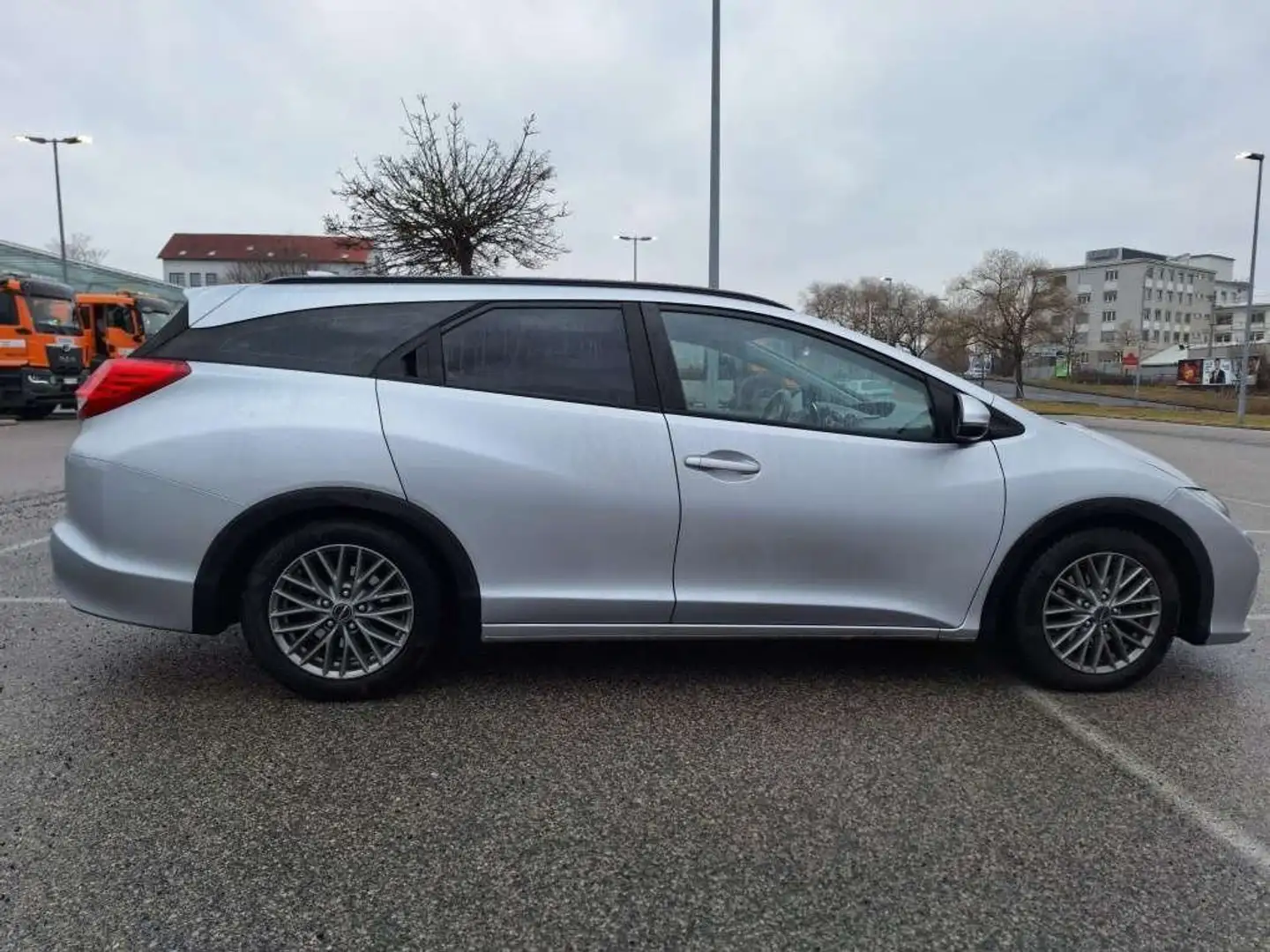 Honda Civic Civic Tourer 1,6i-DTEC Sport Sport Silber - 1