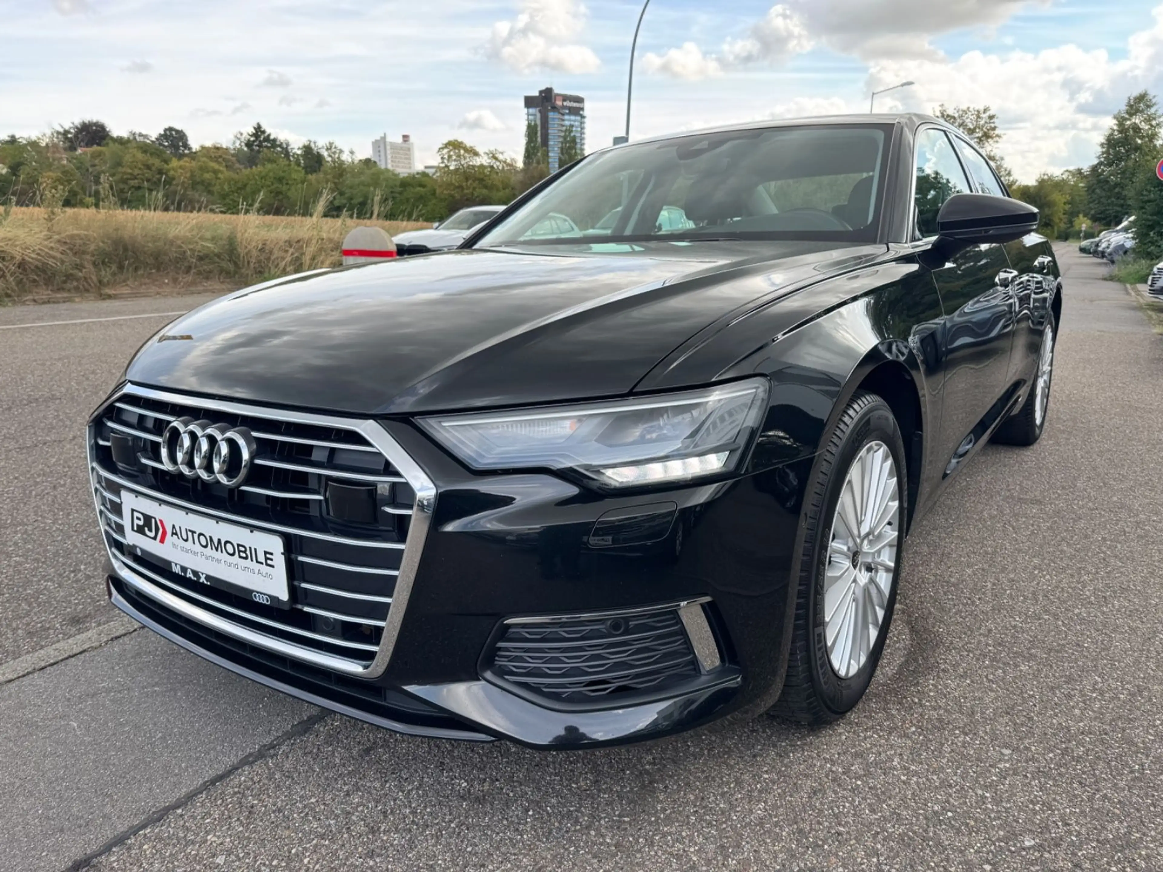 Audi A6 Lim. 40 TDI design Navi LED Cam Memory ACC 1. — photo 2