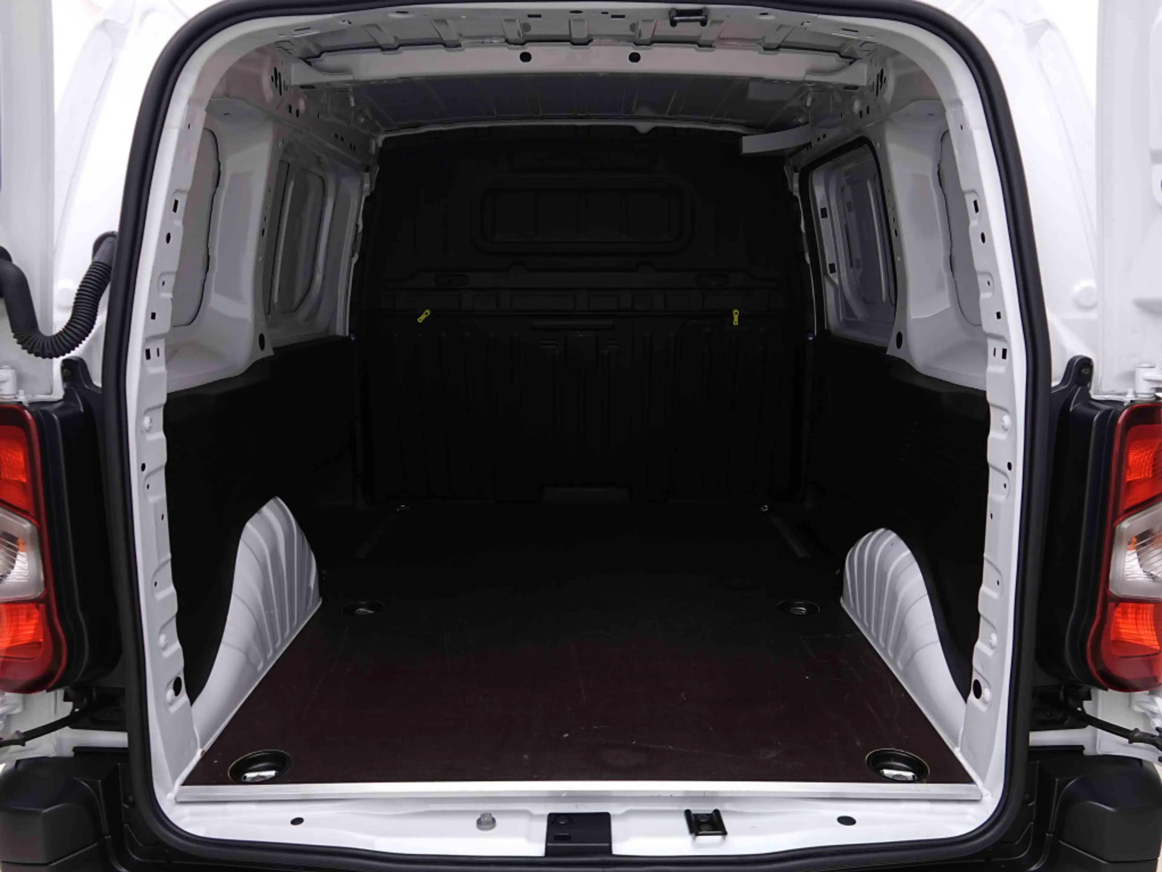 Opel Combo 1.2 T 110 Cargo 3pl | GPS | CAM | Cruise Control Wooden Floor — photo 6