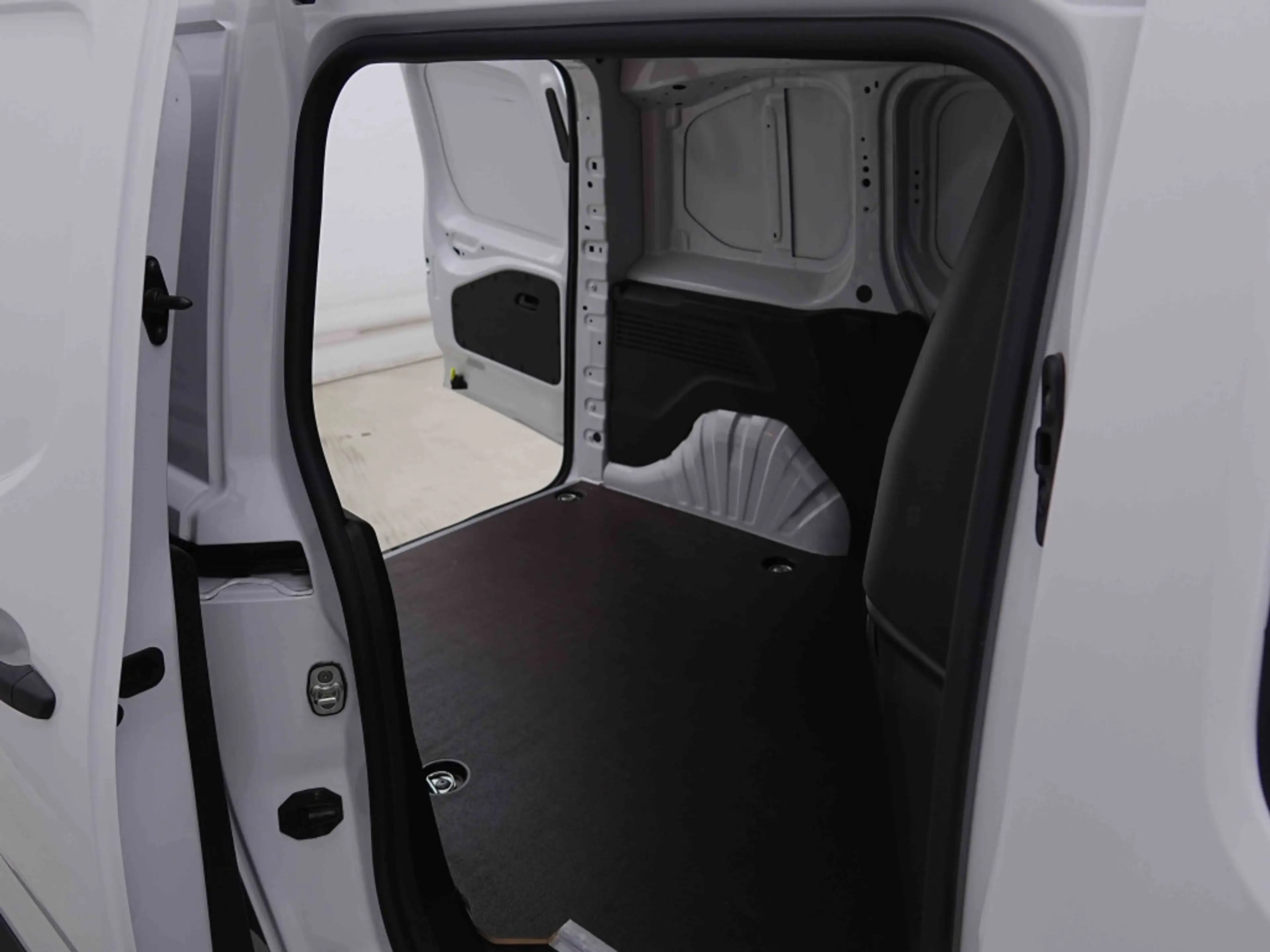 Opel Combo 1.2 T 110 Cargo 3pl | GPS | CAM | Cruise Control Wooden Floor — photo 7