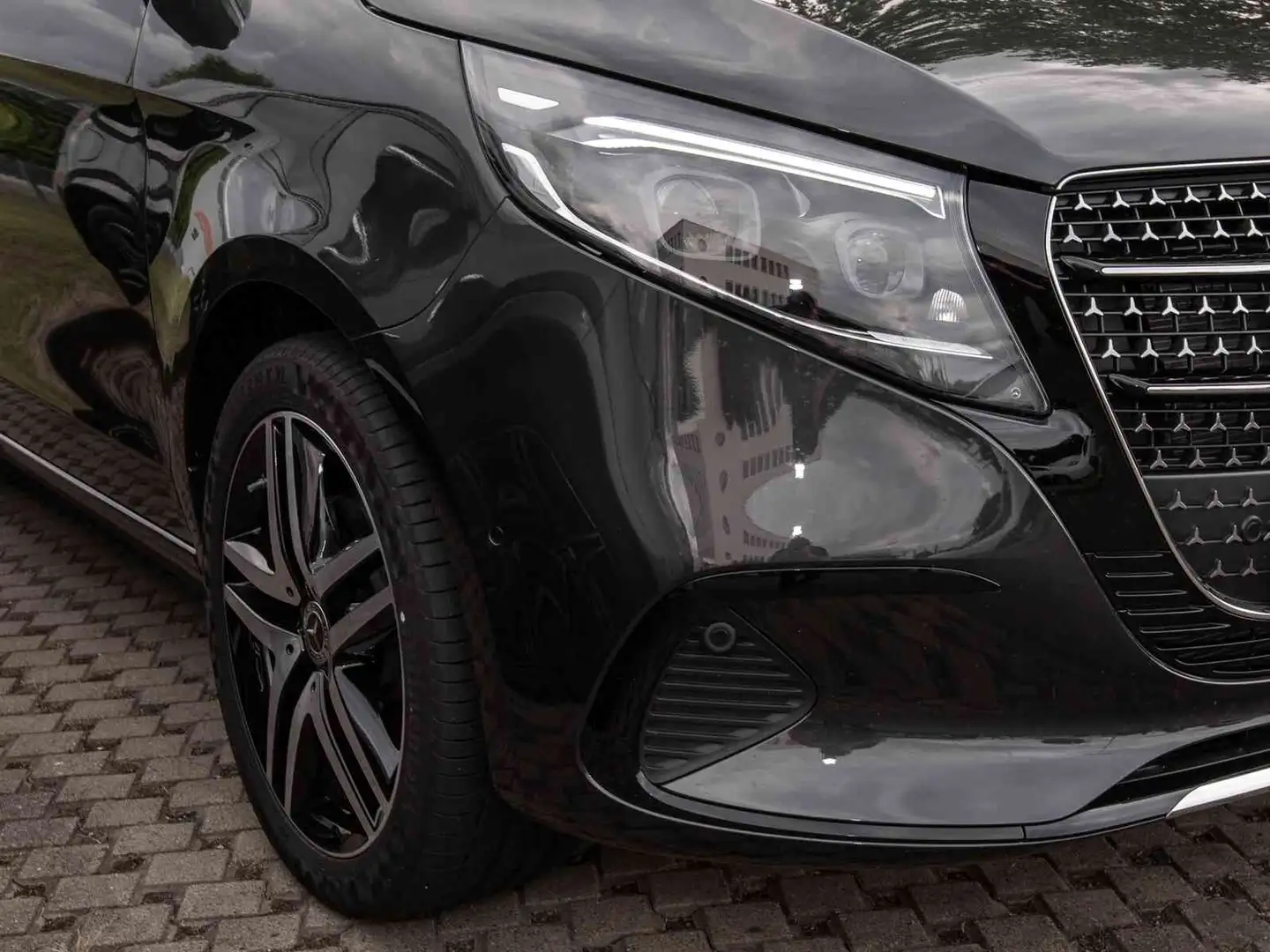 Mercedes-Benz V 300 d AVANTGARDE Lang MBUX+360°+AHK+Easy-Pack+ Grau - 2