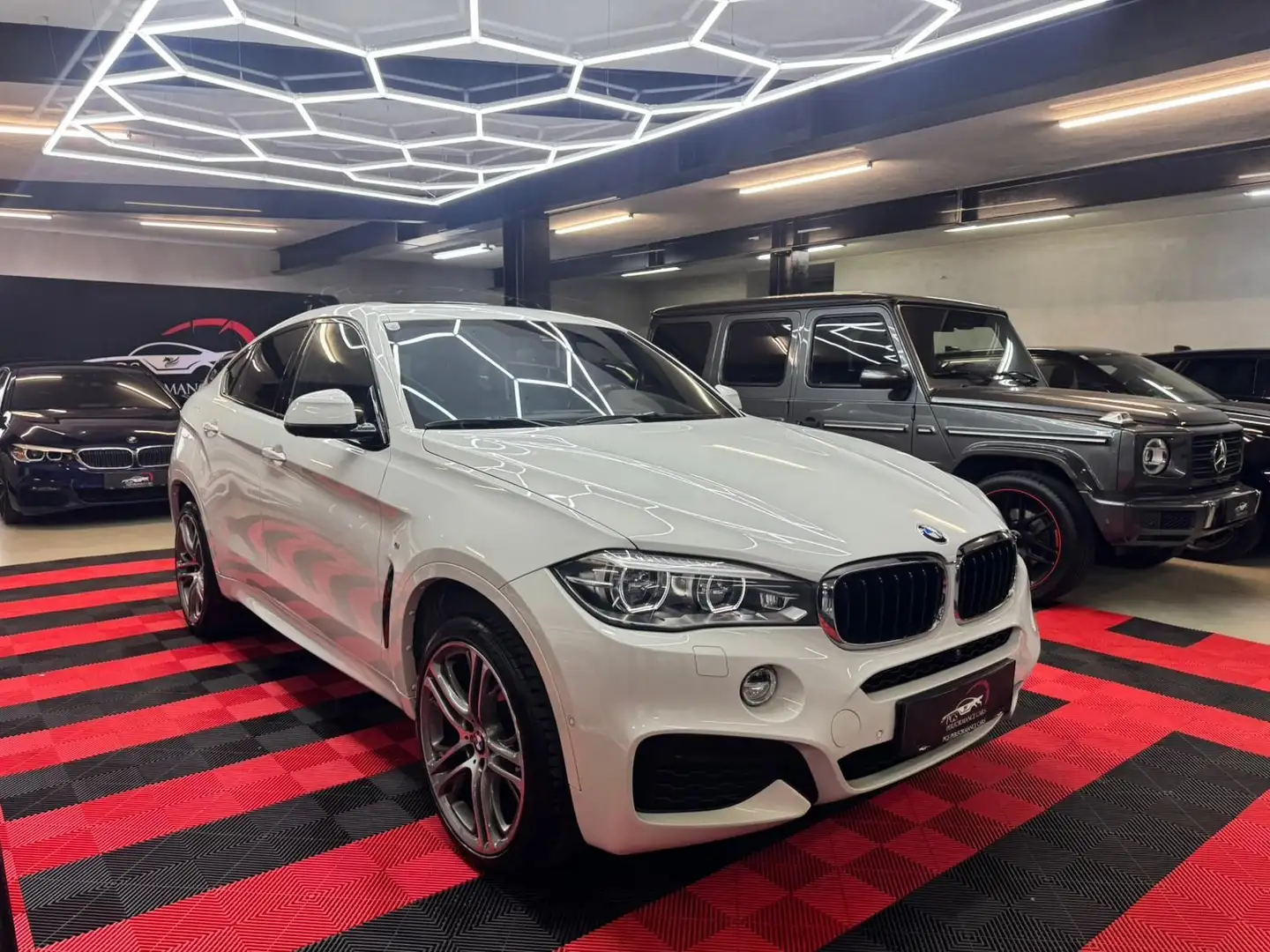 BMW X6 xDrive30d M Sport Coupé Aut. Weiß - 1