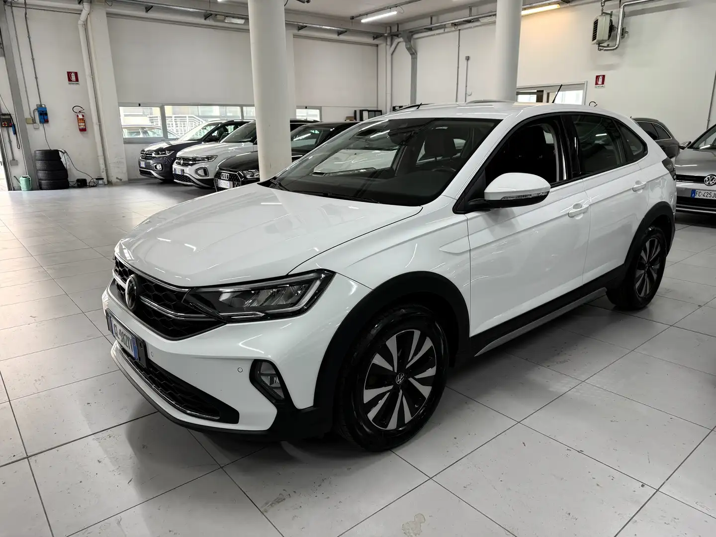 Volkswagen Taigo Taigo 1.0 tsi Life 110cv + TECH PACK Blanc - 1