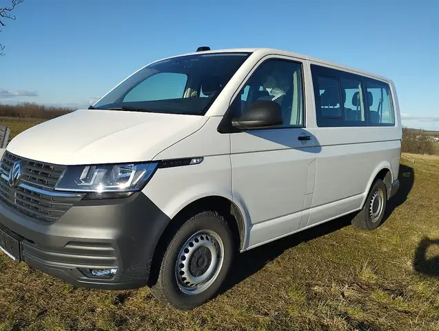 Volkswagen T6 Transporter 2,0 TDI 9 Sitze,Licht+Sichtpaket,Bremsassistent