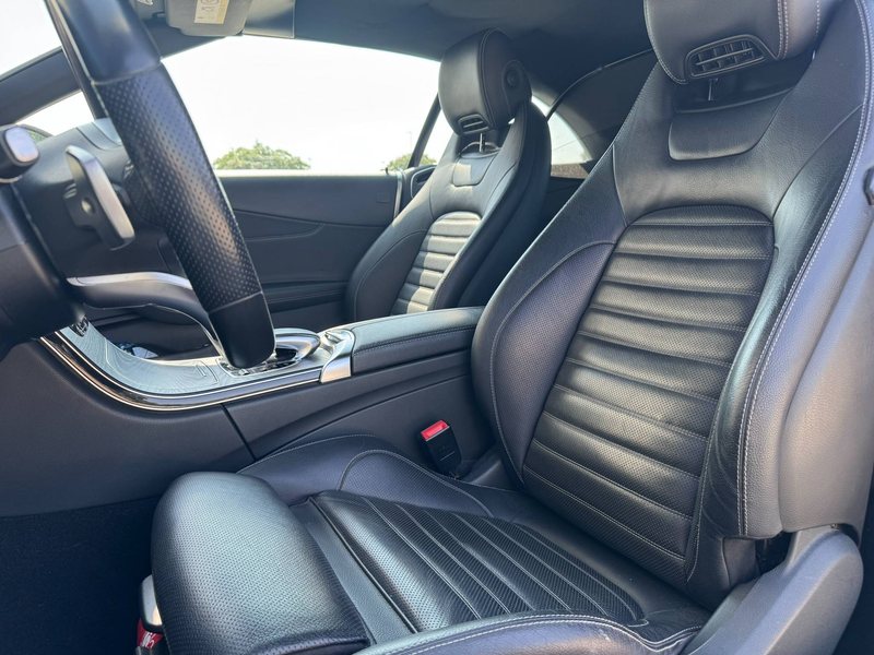 Mercedes-Benz C 300 d Cabrio AMG-line/ Night Pack/ Airscarf/ ACC/ Keyless/ Camera — photo 11
