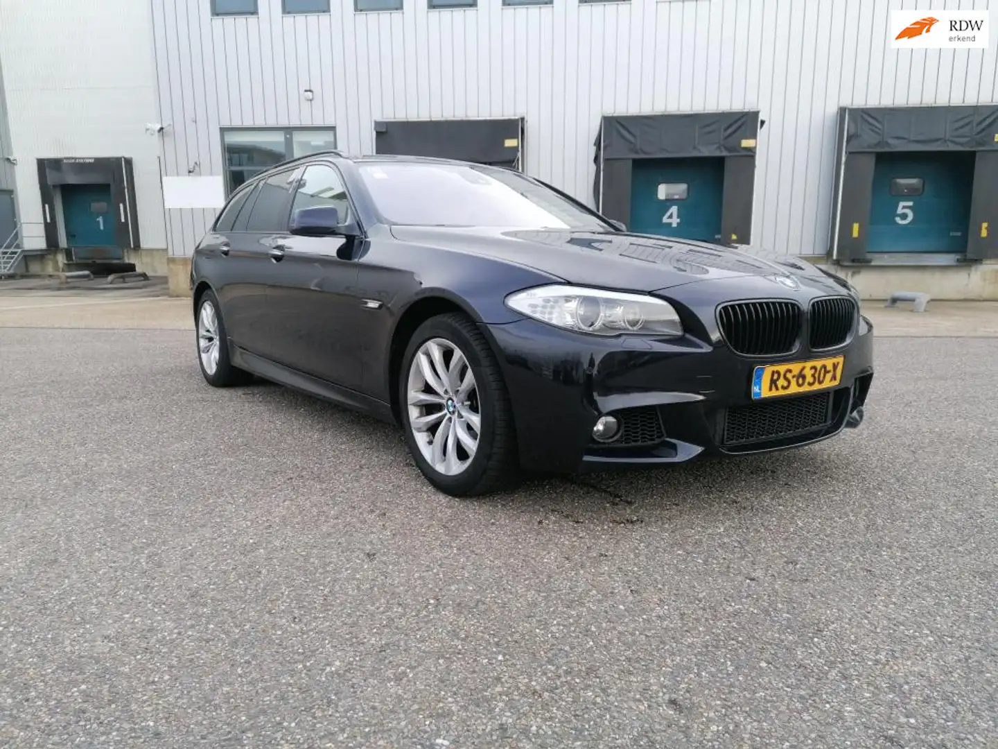 BMW 535 5-serie Touring 535xi High Executive Zwart - 1